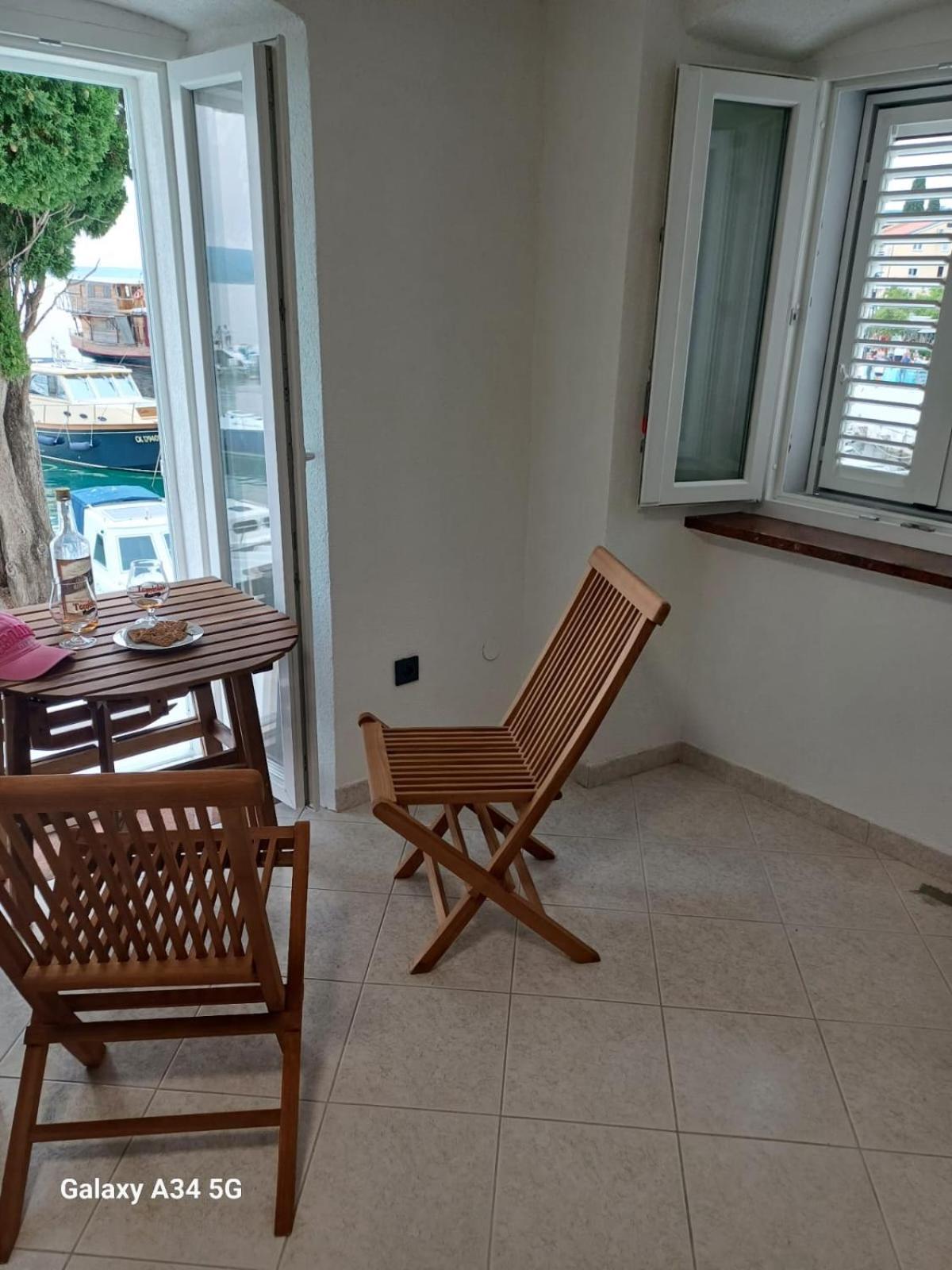 Apartmani Centar Selce Bagian luar foto